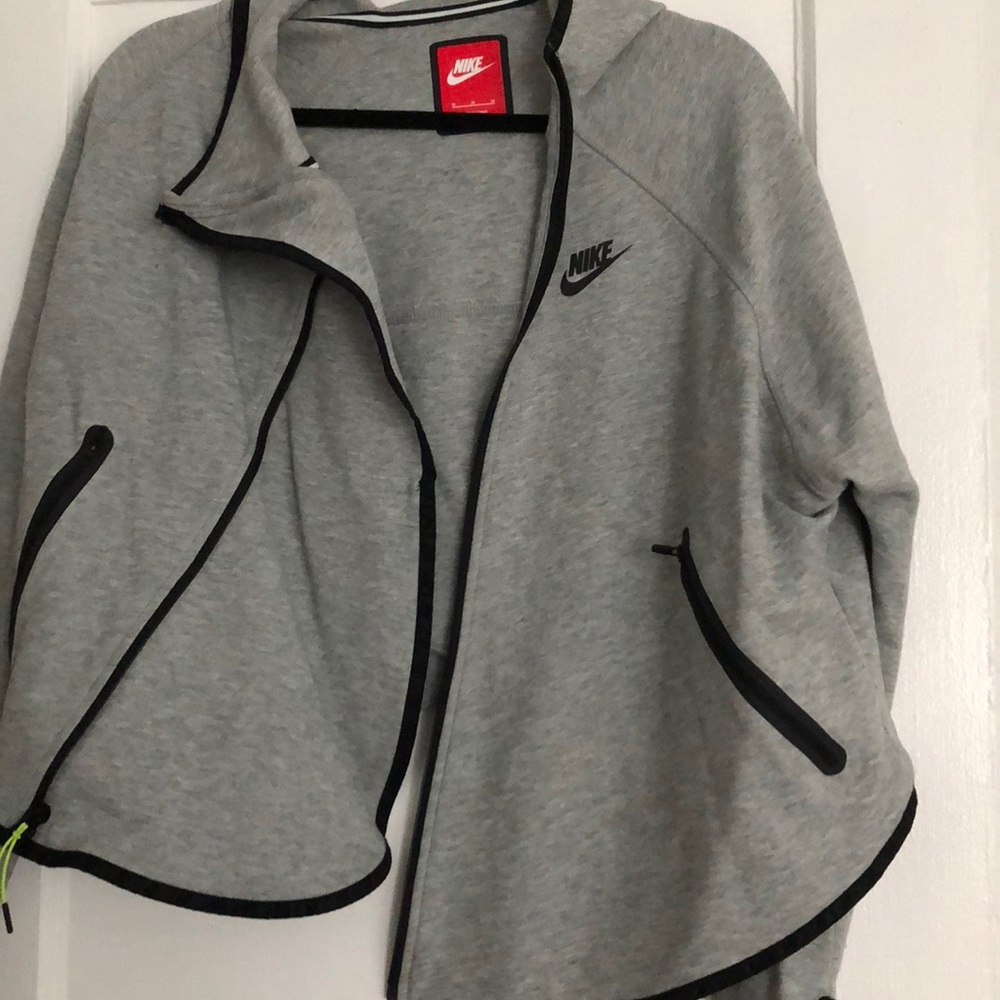 Gray hoodie